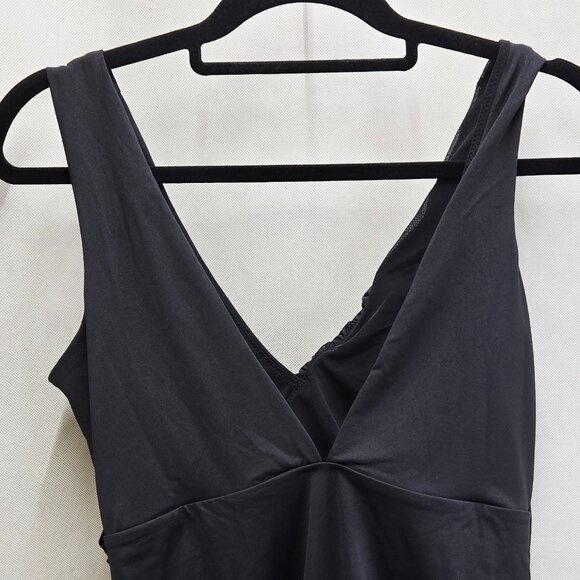 NEW ASOS DESIGN CURVE FRILL PLUNGE FRONT & BACK SWIMSUIT BLACK SIZE 14 MSRP $37 - Picture 7 of 10